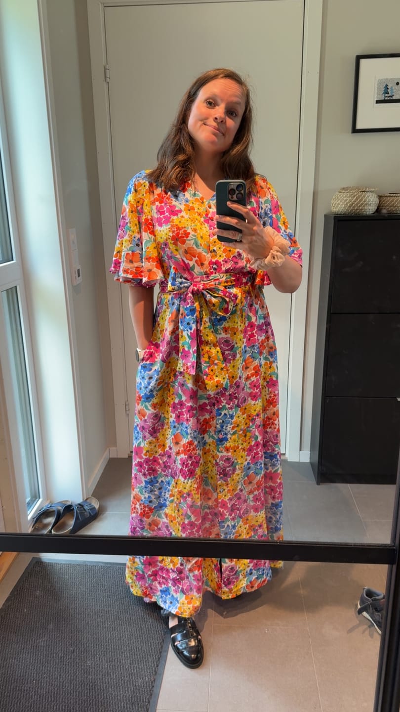 Customer photo review of Monika dress - lang kjole - summer garden
