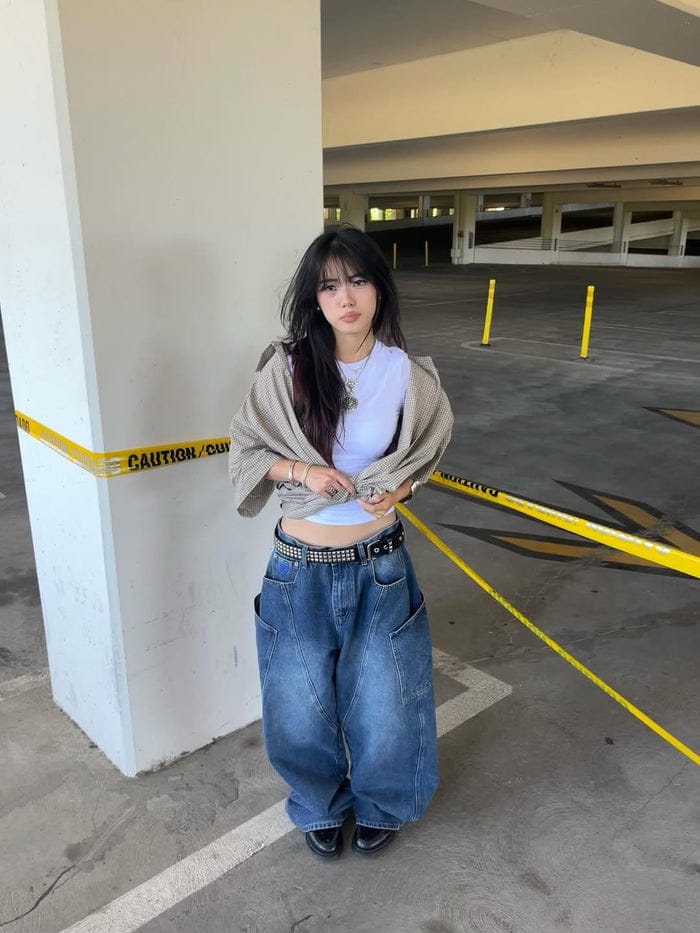 Customer photo review of Aelfric Eden  Baggy Barrel Big Pocket Jeans