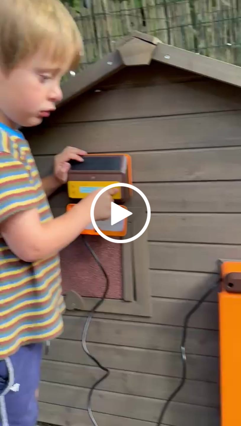 Customer video review of Solar Automatic Chicken Coop Door