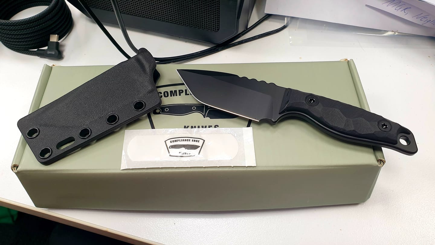Customer photo review of V3NDETTA (Blackout)