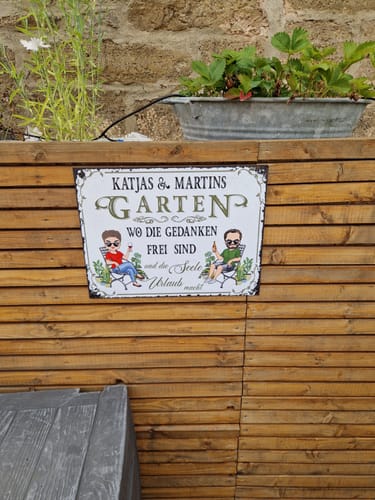 Customer photo review of Personalisiertes Gartenschild mit Namen Anpassbar