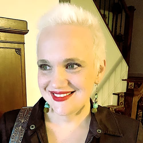 Customer photo review of Emma