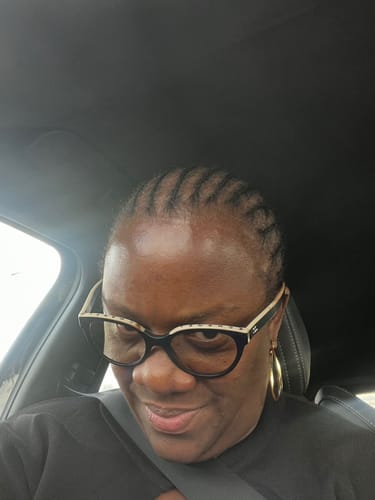 Customer photo review of Instant Dye Shampoo |