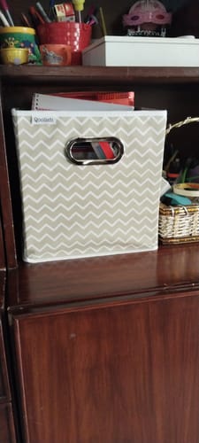 Customer photo review of Qoolish Pack of 1 Storage box of White Stripes