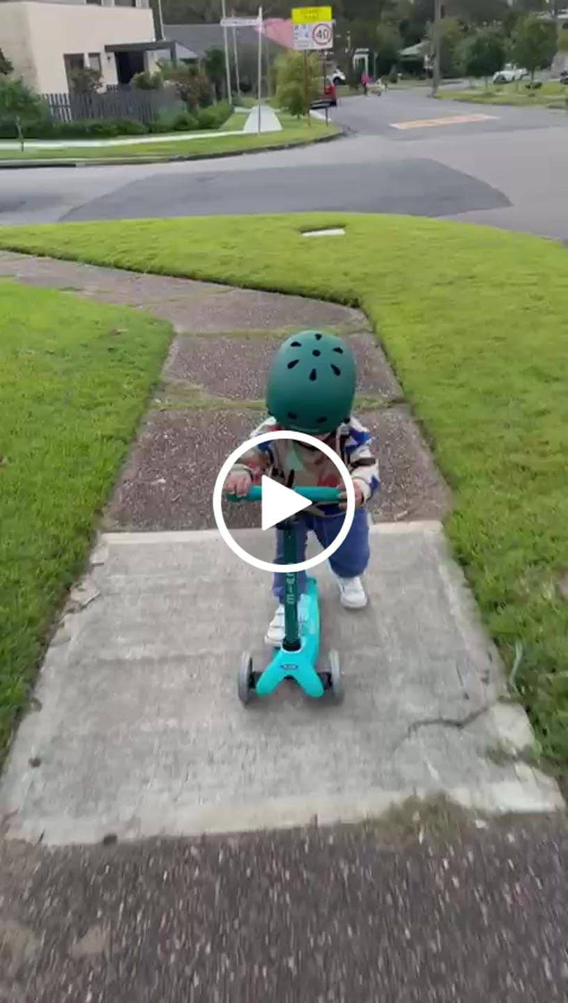 Customer video review of Classic Helmet - Dark Green