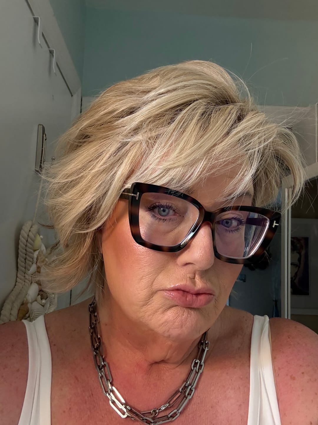 Customer photo review of MEDIA ALERT - Neutral Sand Blonde