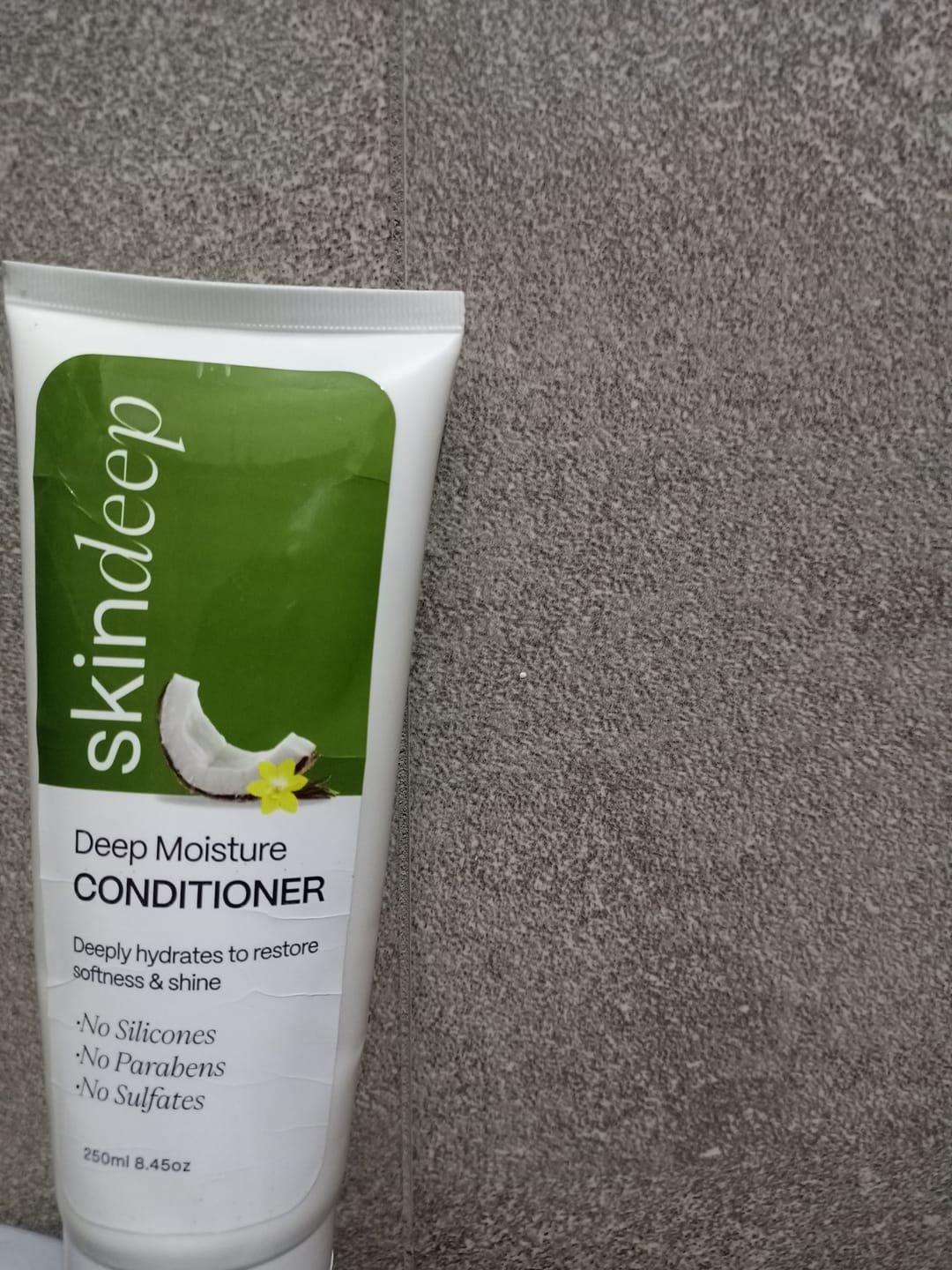 Customer photo review of DEEP MOISTURE CONDITIONER - with Silk Protein+Pro Vit B5