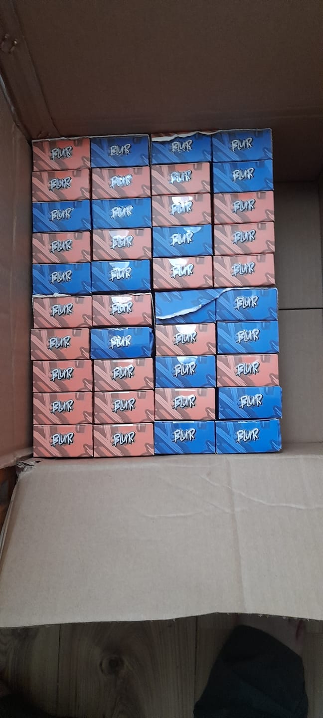 Customer photo review of Blur 20000 Puffs Disposable Vape (Box of 10)