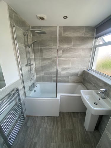 Customer photo review of L-Shaped 1700 x 850/700 Shower Bath