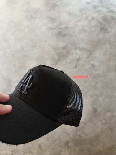 Customer photo review of 9FORTY A-Frame Trucker Los Angeles Dodger MLB Damaged Black Snapback