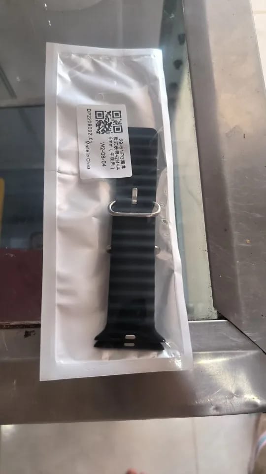 Customer photo review of Apple Watch Silicone Strap - Soft Waterproof and Breathable