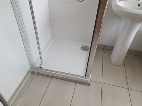 Customer photo review of Anti Slip 760 x 760 Square Stone Shower Tray