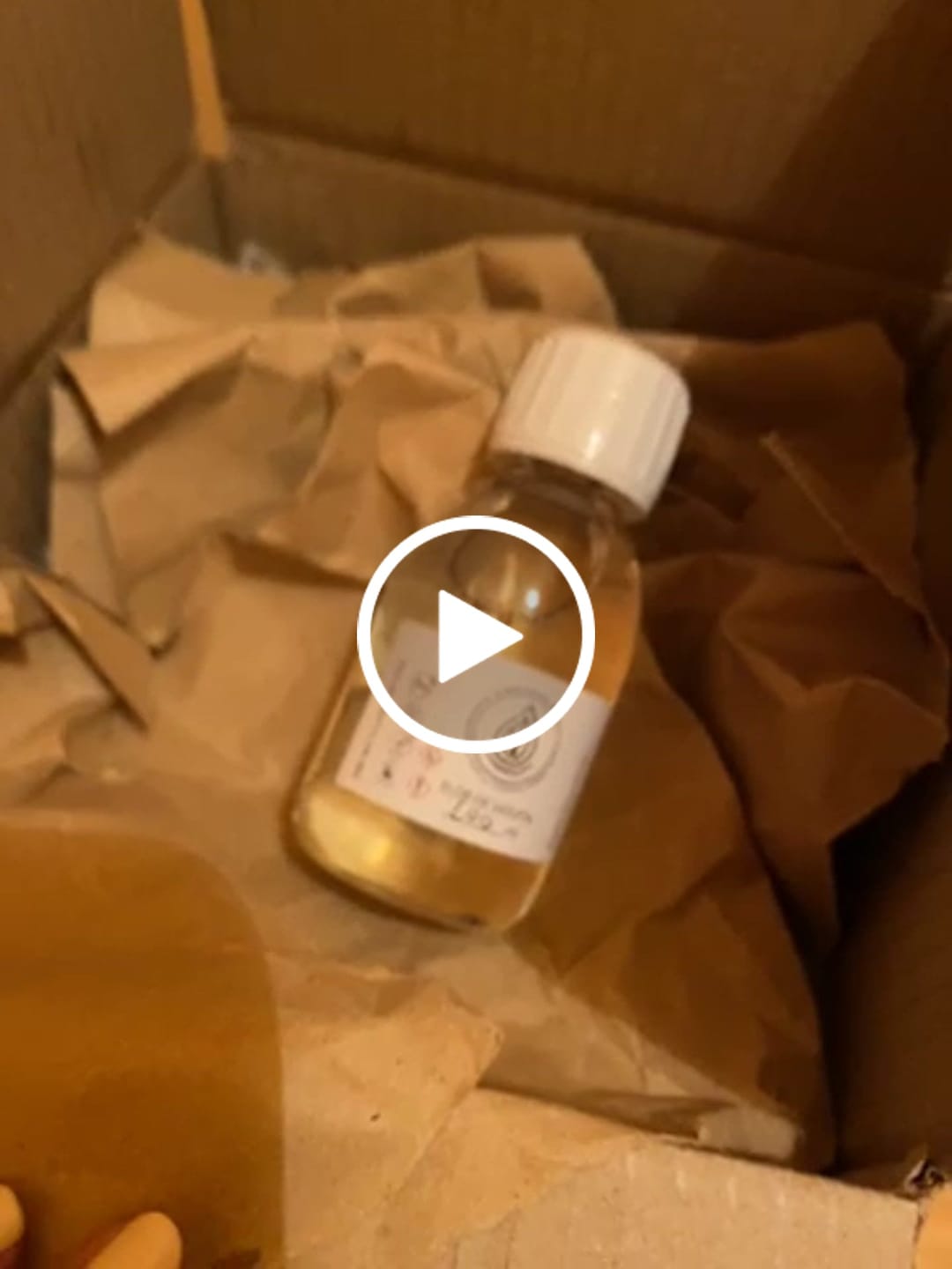 Customer video review of Fragancia FLOR DE VIOLETA