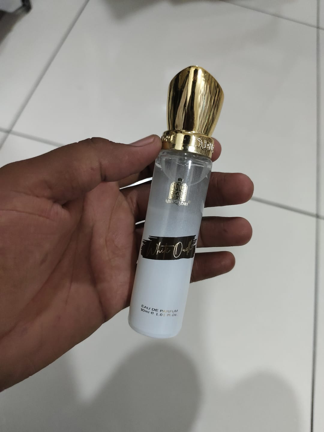 Customer photo review of White Oudh Perfume Spray