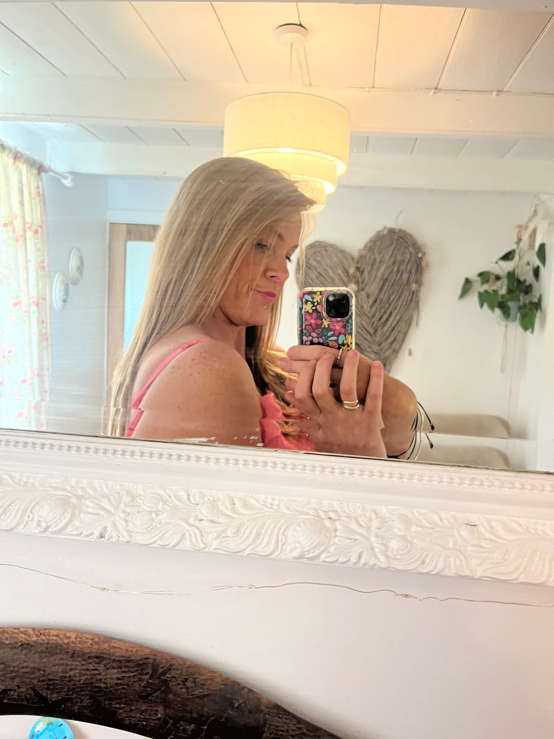 Customer photo review of 14" Silky Straight Clip In Hair Extensions