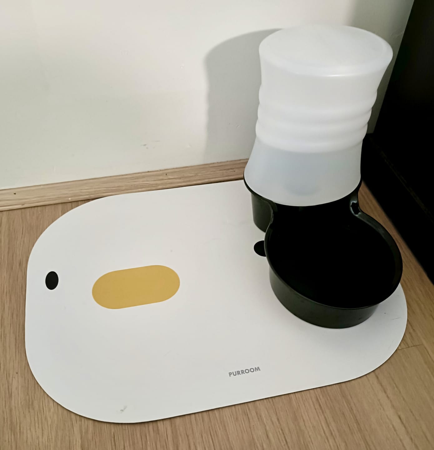 Customer photo review of Purroom Little Chicken Series - PU Multipurpose Food Mat
