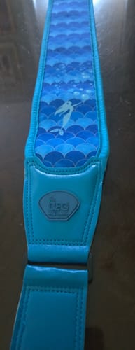 Customer photo review of Zero-Gravity Strap for Guitar & Bass