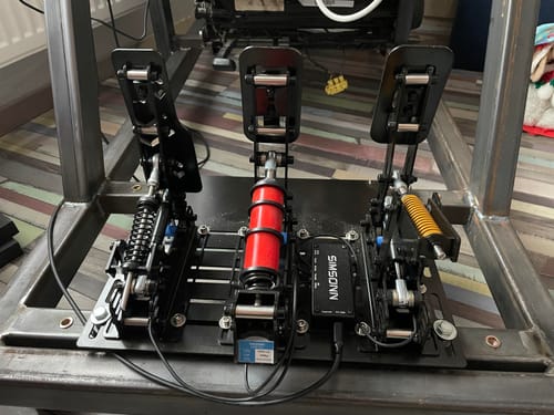 Customer photo review of Simsonn Pro Plus Pedal Upgrade with Ultimate Sim Racing Experience