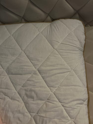 Customer photo review of Yün Yatak Pedi Çift Kişilik 160.200 3 KG Merinos Kuzu Yünü