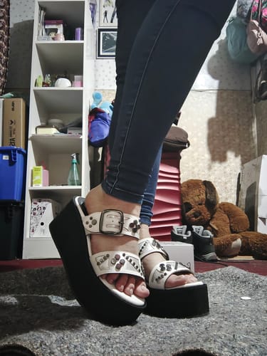 Customer photo review of Sandalia Plataforma Blanco Mujer 15620