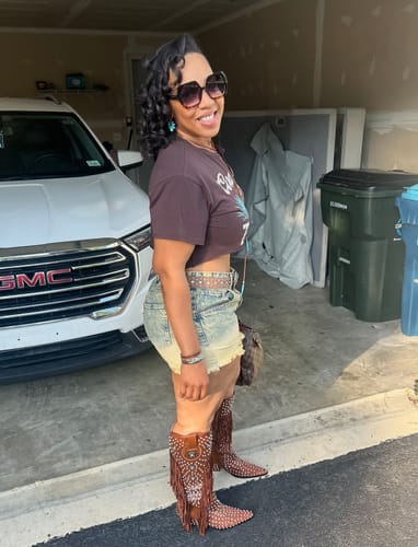 Customer photo review of BENNETT-BROWN WESTERN BOOT