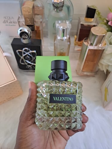 Customer photo review of Valentino Donna Born In Roma Green Stravaganza Eau de Parfum for Women