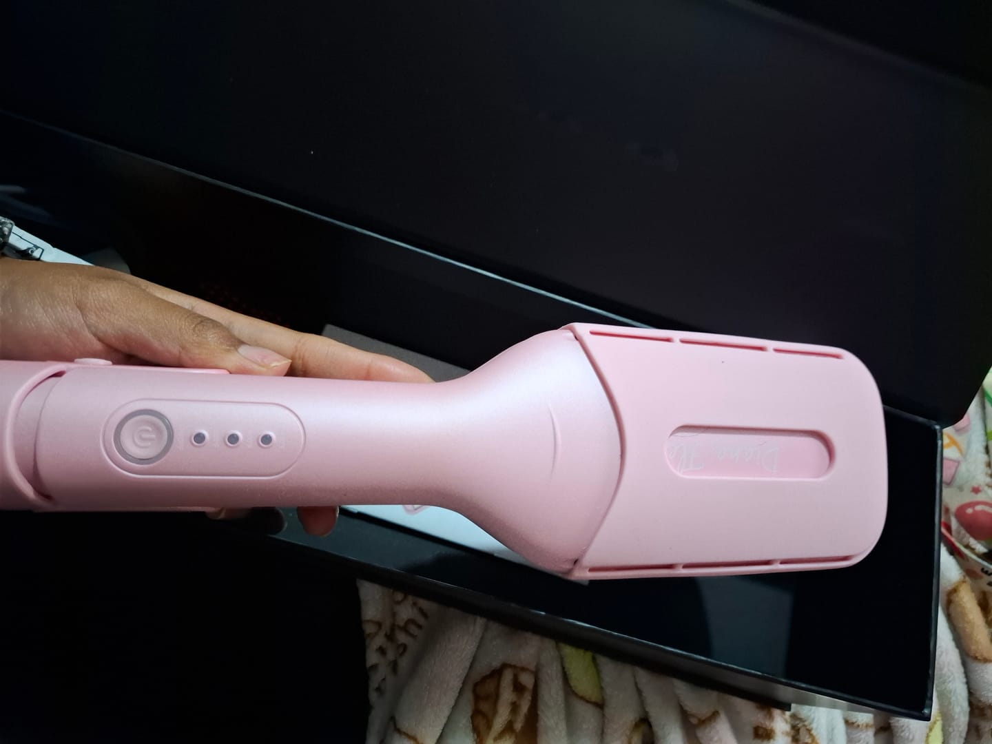 Customer photo review of Plancha 2 En 1 Diana Fletes Para Cabello Húmedo y Seco TiTanium Galvanizado