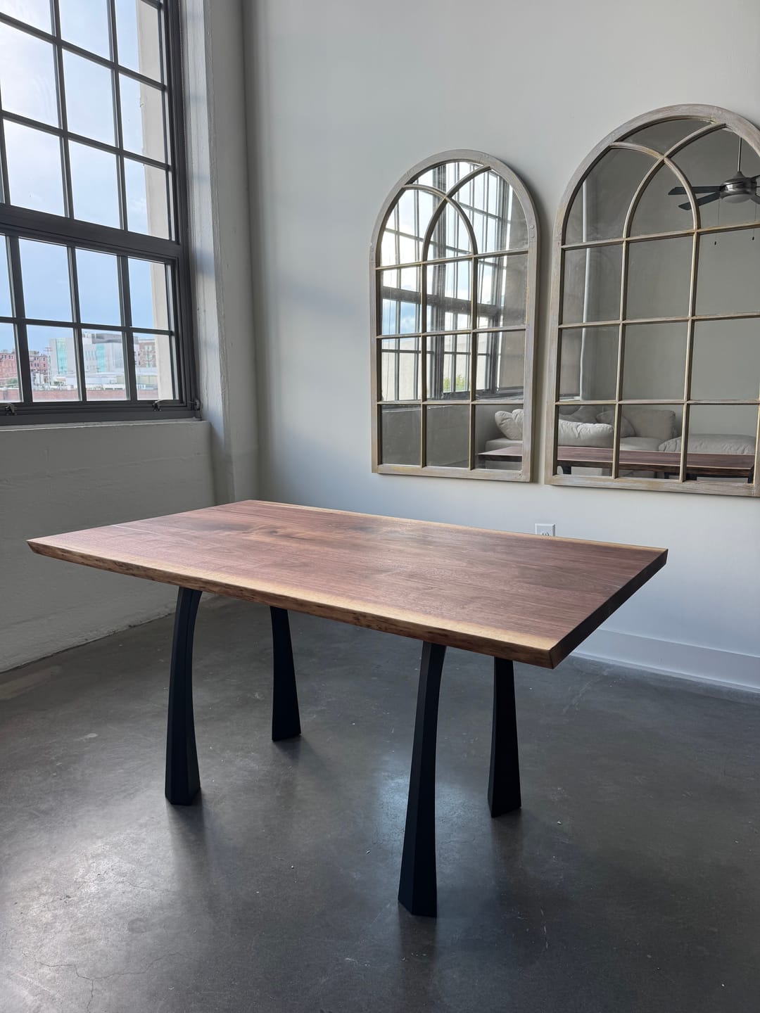 Customer photo review of Furniture Legs 419 Nura 28H Metal Modern Dining Table Legs