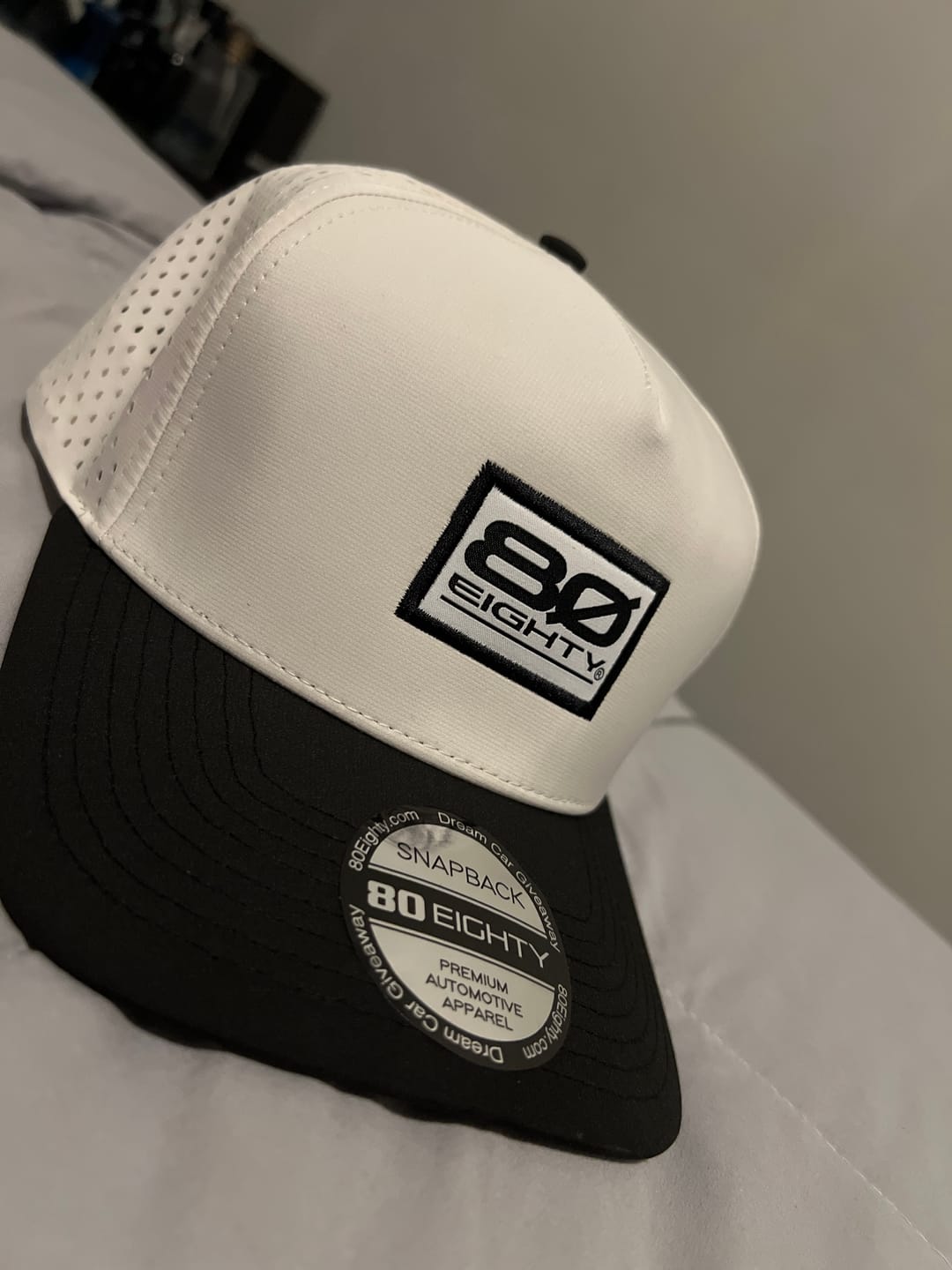Customer photo review of 80Eighty® Yin-Yang Hat