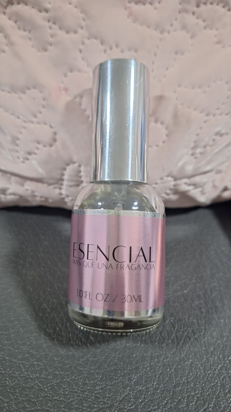 Customer photo review of M024 Inspirado en: Good Girl - Carolina Herrera