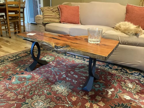 Customer photo review of 108 Curva 16" Curved Furniture Legs