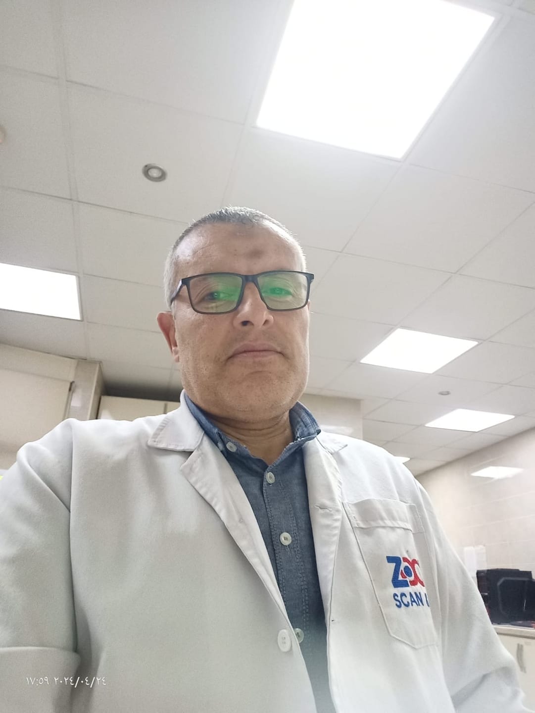 Customer photo review of Khamrah Lattafa Perfumes للجنسين