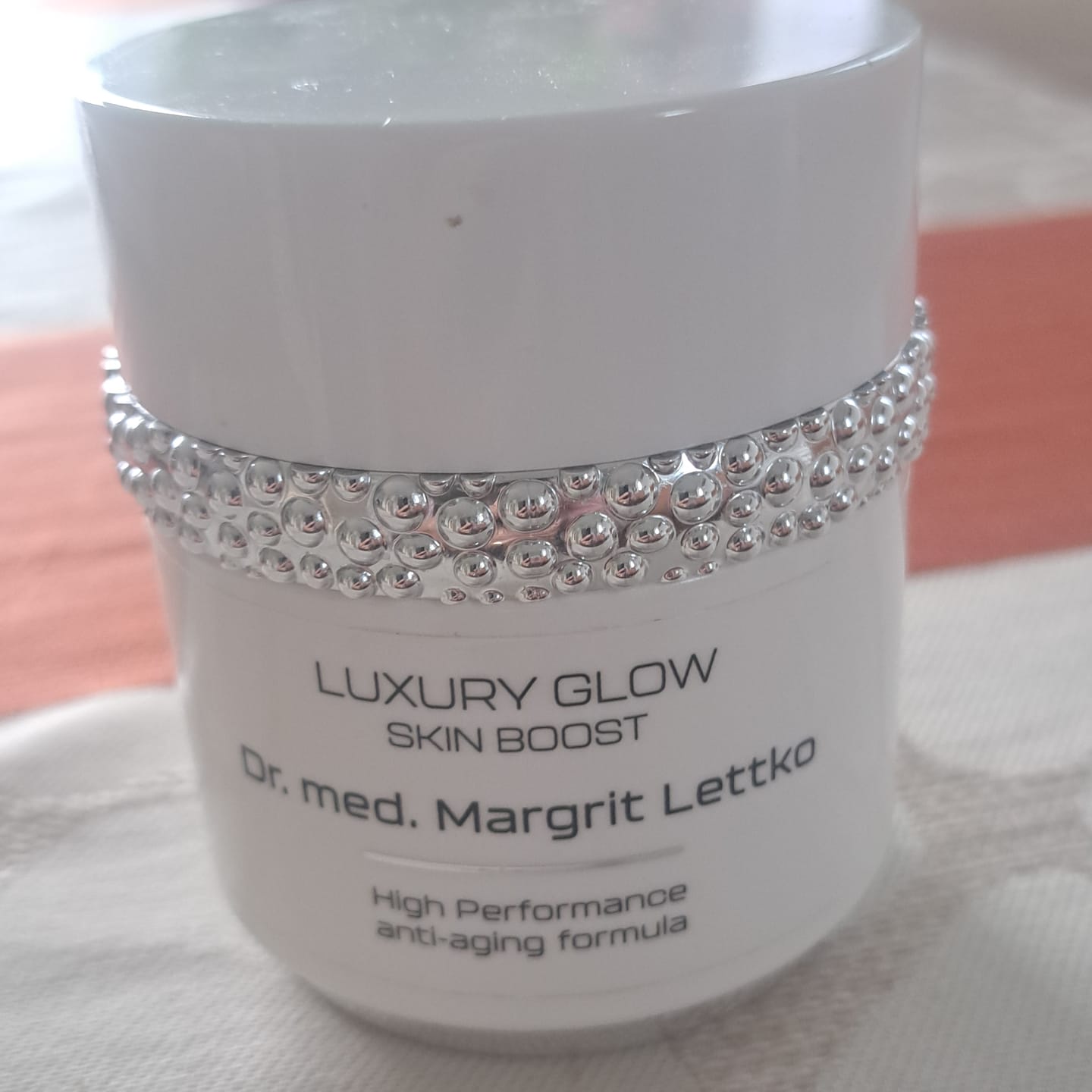 Customer photo review of Luxury Glow AntiAging-Creme
