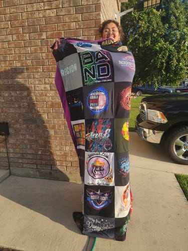 Customer photo review of Project Repat T-Shirt Quilt