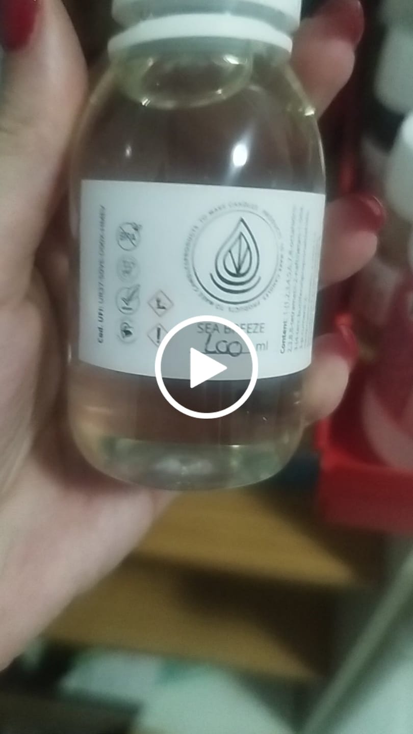 Customer video review of Fragancia SEA BREEZE