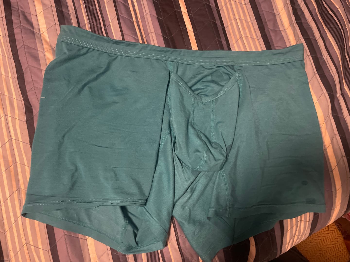Customer photo review of Modal 7in Boxer Briefs V-FLY 3pk Black/Cyan/Gray