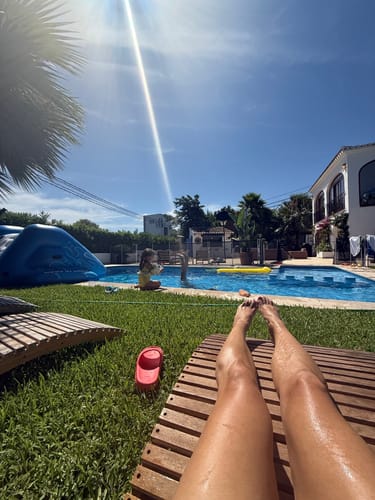 Customer photo review of HappyFlops