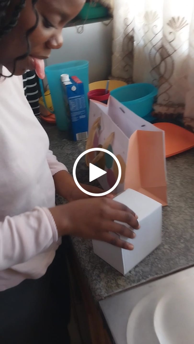 Customer video review of 1 x Magic Mug 11oz