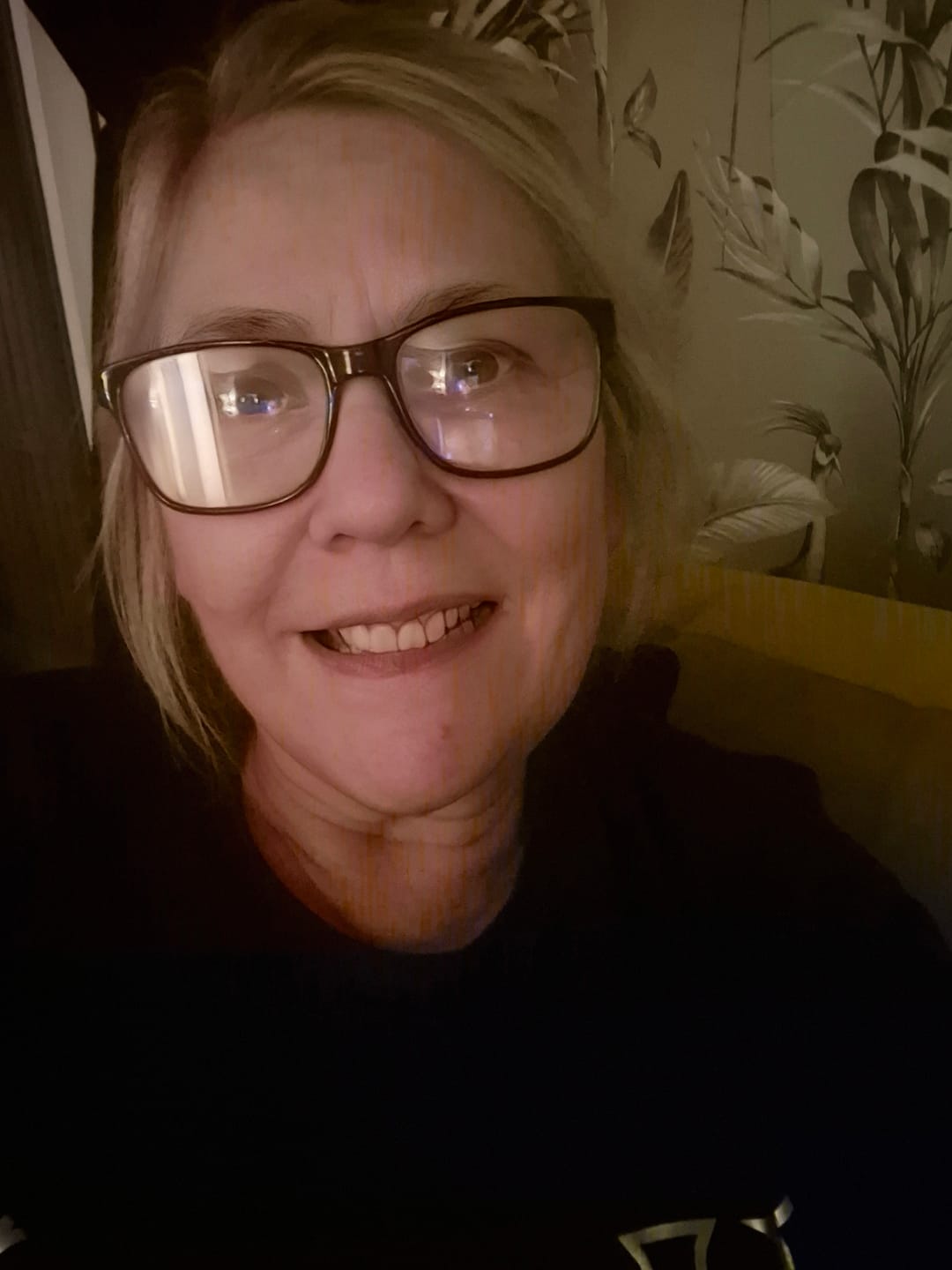 Customer photo review of Sensitive Teeth Whitening Toothpaste