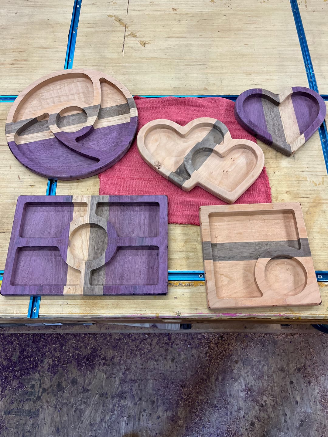 Customer photo review of 10.4x8.2" Nested Double Heart Tray 08 Acrylic Router Template