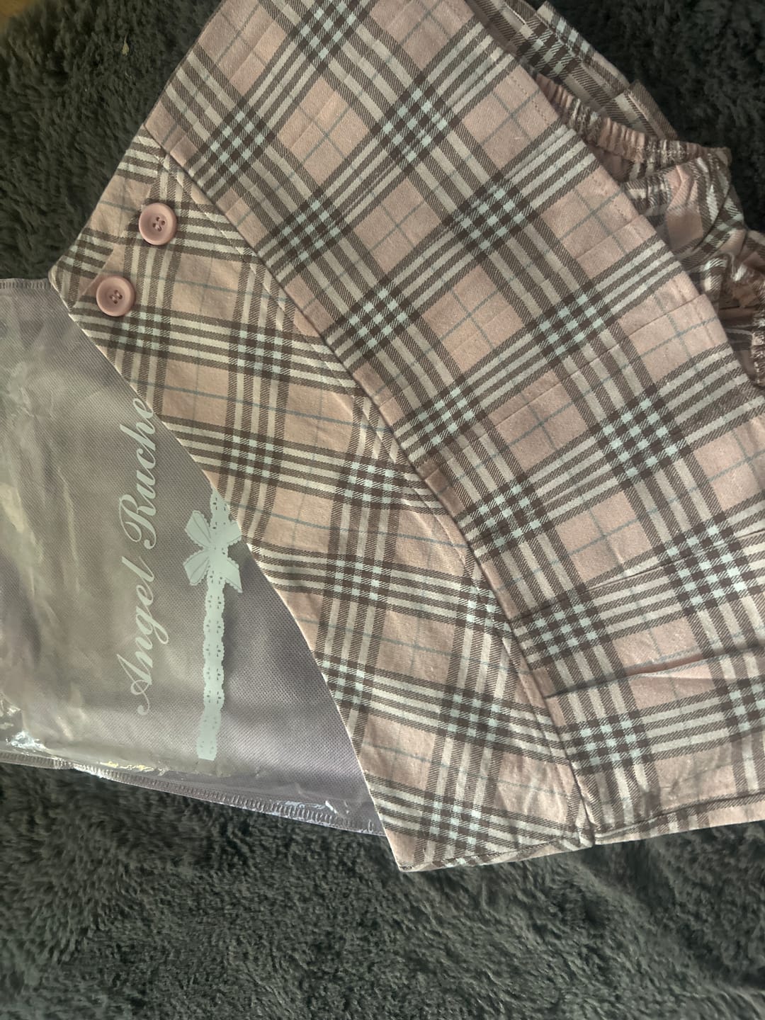 Customer photo review of Girly Plaid Pleated Mini Skirt (Pink)