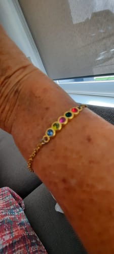 Customer photo review of Gepersonaliseerde Geboortesteen Armband II