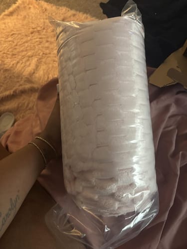 Customer photo review of NuvoDreams™ Thermal Blanket - 50% OFF + FREE SHIPPING LAST DAY PROMOTION!