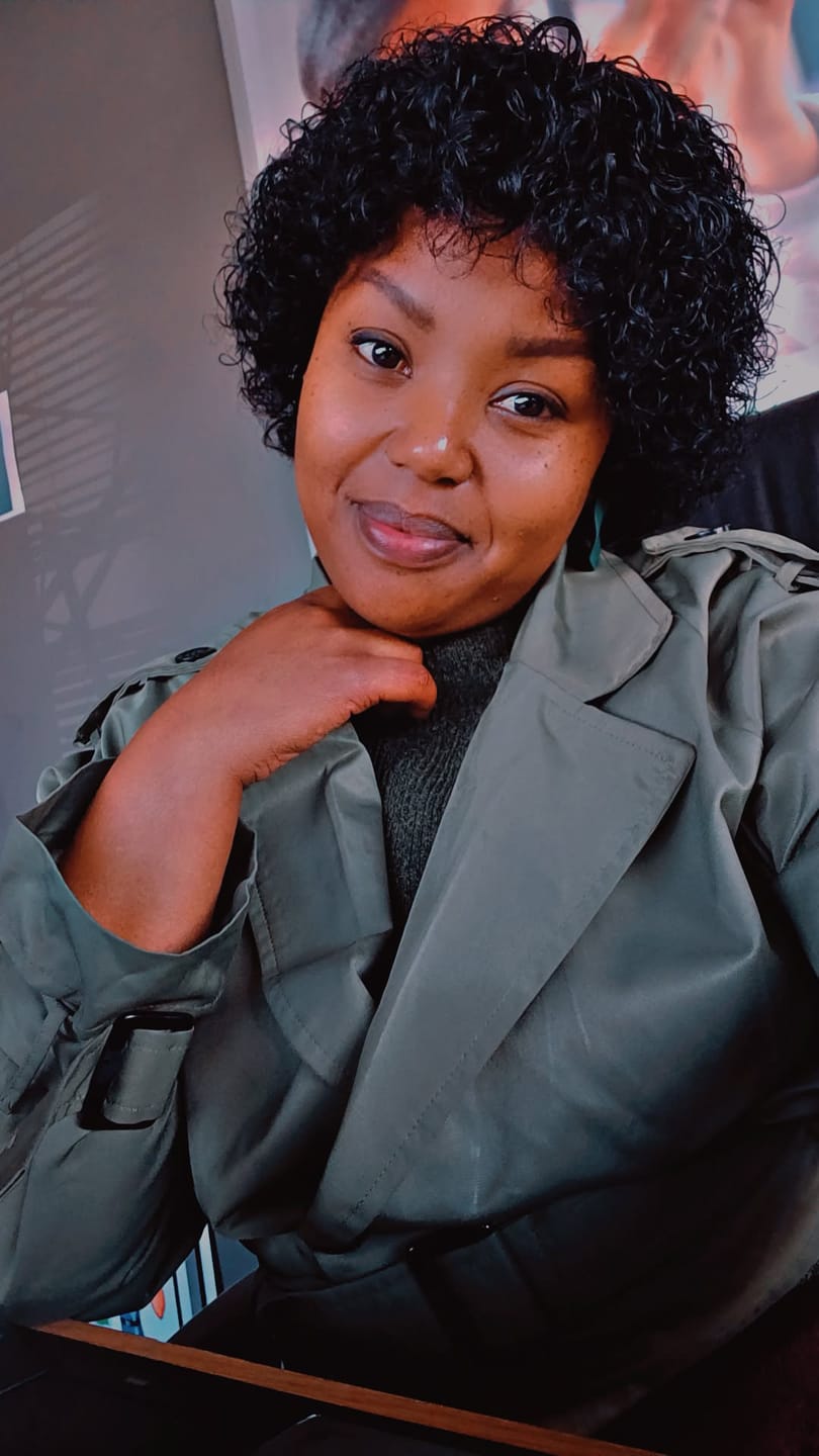 Customer photo review of Brazilian Full Cap Wig - Eva