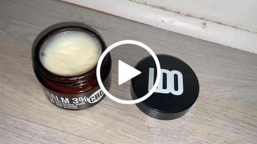 Customer video review of Baume CBD