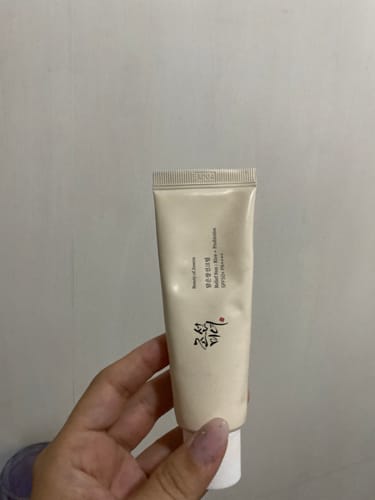 Customer photo review of Relief Sun : Rice + Probiotics (SPF50+ PA++++)