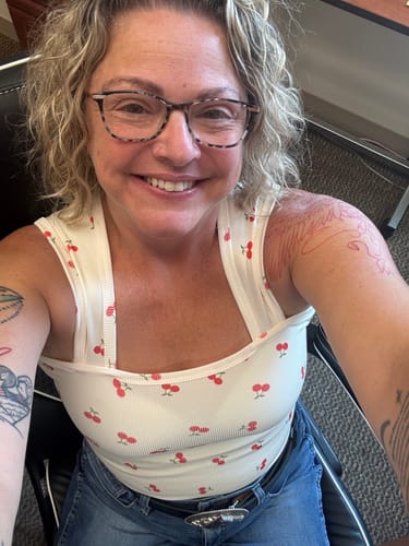 Customer photo review of Sleeveless Tummy Control Tank Tops Bodysuits