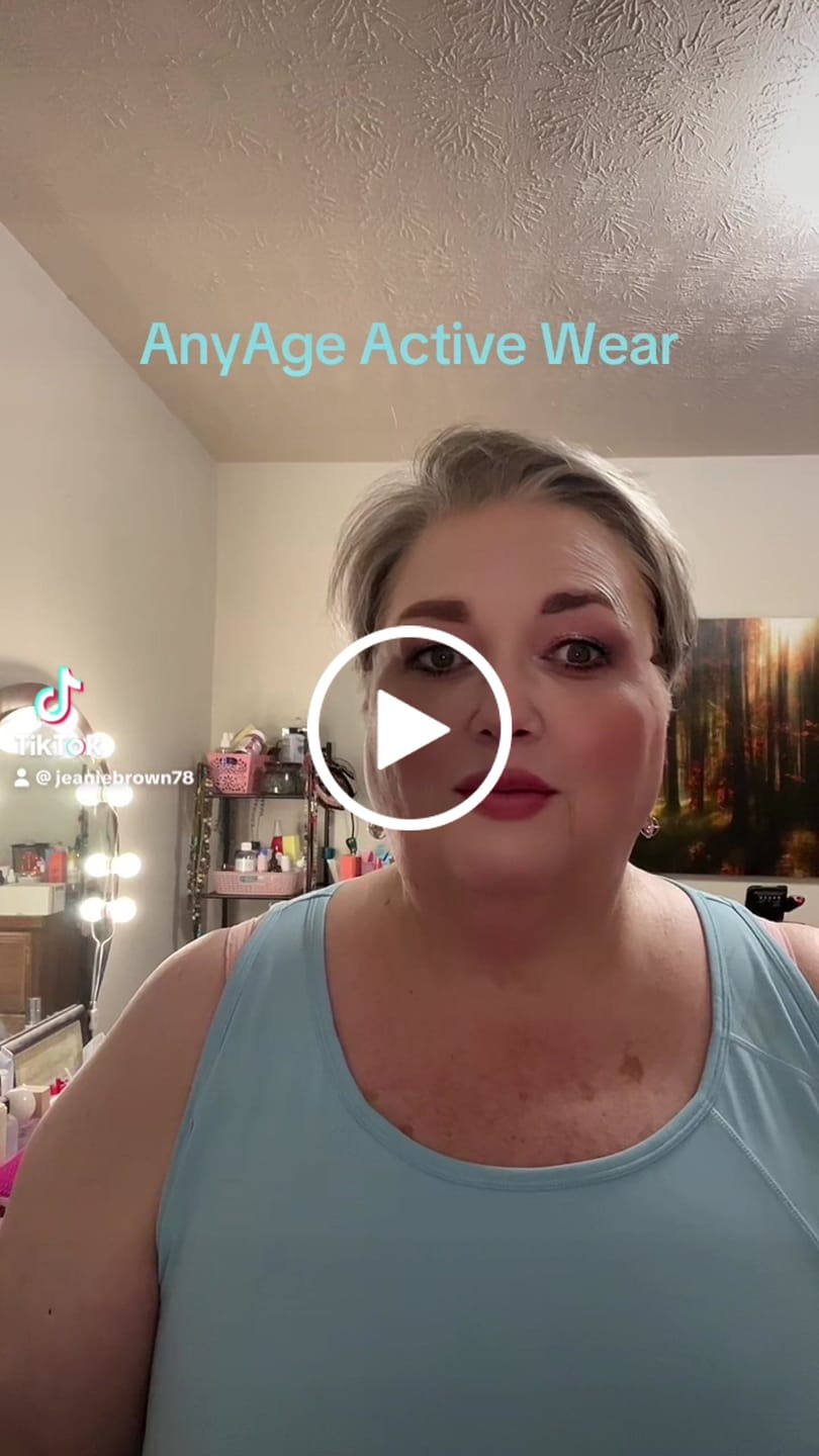 Customer video review of Anti-Muffin-Top Flowy Tank Top