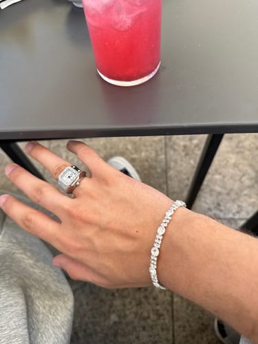 Customer photo review of SANTOS RING | SILVER WHITE