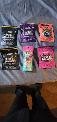 Customer photo review of D9 Smasher Gummies - New 420 Limited Drop